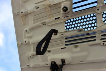 ���� ŷ��EST-A 6ϵ�ؿ� �������� 460���� 6X4 AMT�Զ���ǣ����ͼƬ