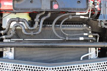 ���� ŷ��EST-A 6ϵ�ؿ� �������� 460���� 6X4 AMT�Զ���ǣ����ͼƬ