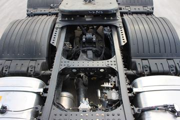 ���� ŷ��EST-A 6ϵ�ؿ� �������� 460���� 6X4 AMT�Զ���ǣ����ͼƬ