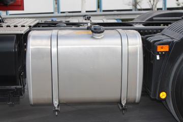 ���� ŷ��EST-A 6ϵ�ؿ� �������� 460���� 6X4 AMT�Զ���ǣ����ͼƬ