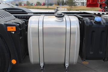 ���� ŷ��EST-A 6ϵ�ؿ� �������� 460���� 6X4 AMT�Զ���ǣ����ͼƬ