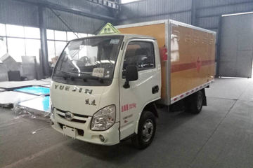 跃进 小福星S50 95马力 4X2 3.3米爆破器材运输车(华通牌)(HCQ5032XQYSH5)