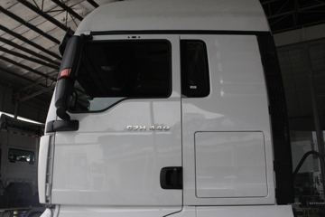 й ǵ¿SITRAK C7Hؿ 440 6X4ΣƷǣ(ZZ4256V324HE1W)ͼƬ