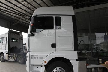 й ǵ¿SITRAK C7Hؿ 440 6X4ΣƷǣ(ZZ4256V324HE1W)ͼƬ