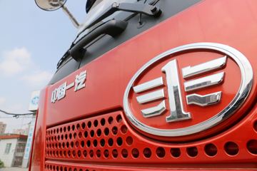 һ����� J6L�п� �ʻݰ� 220���� 4X2 9.7����ʽ�ػ�������ͼƬ