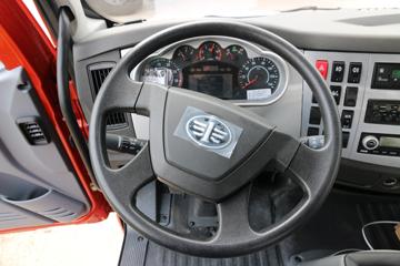 һ����� J6L�п� �ʻݰ� 220���� 4X2 9.7����ʽ�ػ�������ͼƬ