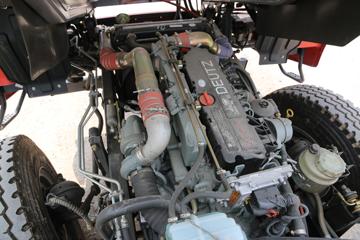 һ����� J6L�п� �ʻݰ� 220���� 4X2 9.7����ʽ�ػ�������ͼƬ