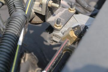 һ����� J6L�п� �ʻݰ� 220���� 4X2 9.7����ʽ�ػ�������ͼƬ