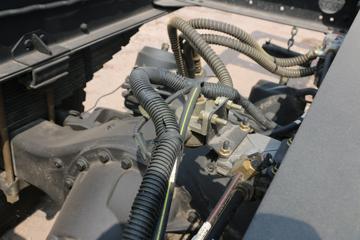 һ����� J6L�п� �ʻݰ� 220���� 4X2 9.7����ʽ�ػ�������ͼƬ