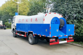 东风多利卡底盘&nbsp;清洗车外观图片