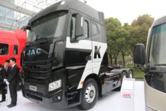 江淮 格尔发K7重卡 540马力 6X4 AMT自动挡牵引车