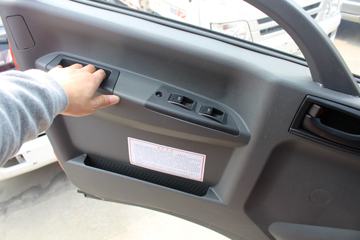 ���� ʱ��H2 110���� 4.18�׵��������Ῠ(BJ1043V9JEA-J7)ͼƬ