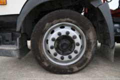 广汽日野 700系列重卡 265马力 4X2轿运车底盘(平顶)(YC1180FH8JW5)