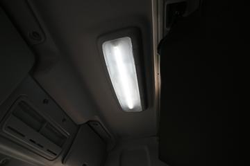 ������Ұ 700ϵ���ؿ� 265���� 4X2 9.72����ʽ�ػ���(�й�����)(YC5180XXYFH8JW5)ͼƬ