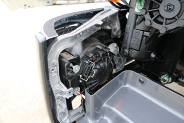 ������Ұ 700ϵ���ؿ� 265���� 4X2 9.72����ʽ�ػ���(�й�����)(YC5180XXYFH8JW5)ͼƬ