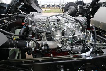 ������Ұ 700ϵ���ؿ� 265���� 4X2 9.72����ʽ�ػ���(�й�����)(YC5180XXYFH8JW5)ͼƬ