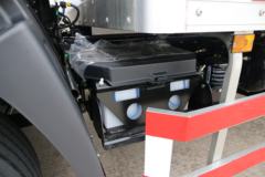 广汽日野 700系列重卡 265马力 4X2 9.72米厢式载货车(中国邮政)(YC5180XXYFH8JW5)