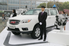 江淮T6  2017款 2.0T柴油 四驱 长轴距双排皮卡