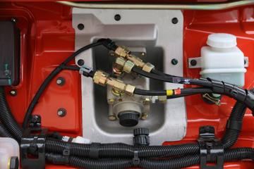 �������ó� ����п� 160���� 4X2 6.8���ػ�������ͼƬ