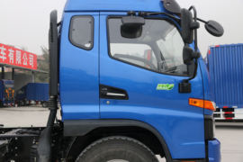 骏铃V9&nbsp;载货车外观                                                图片