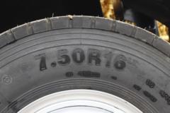 东风 多利卡D6 130马力 4.17米单排厢式轻卡底盘(EQ5041XXY8BDBAC)