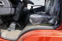 东风 多利卡D8 156马力 4X2 6.15米单排栏板载货车(变速箱:6TS55)(EQ1090S8BDE)