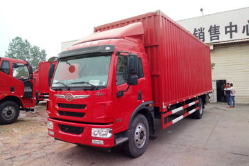 青岛解放 龙V中卡 220马力 6X2 7.7米厢式载货车(CA5254XXYPK2L5T3E5A80)