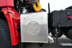 陕汽重卡 德龙X3000 黄金版 550马力 6X4牵引车(SX4250XC42) 陕汽重卡 德龙X3000 黄金版 550马力 6X4牵引车(SX4250XC42)