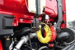 陕汽重卡 德龙X3000 黄金版 550马力 6X4牵引车(SX4250XC42) 陕汽重卡 德龙X3000 黄金版 550马力 6X4牵引车(SX4250XC42)