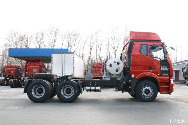 优惠 0.4万元 一汽解放J6P牵引车促销中