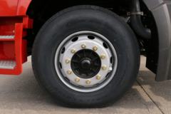 一汽解放 J6P重卡 375马力 6X4 LNG牵引车(CA4250P66T1A1E24M5)