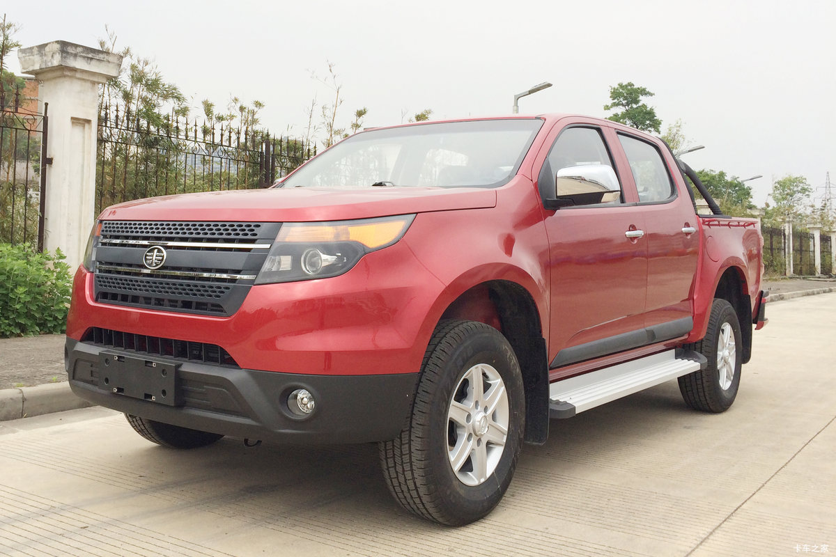 一汽蓝舰 T340 2018款 豪华型 2.5T柴油 129马力 两驱 长轴距双排皮卡