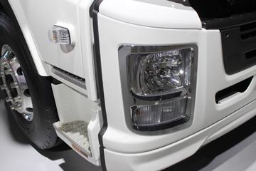 ���� ��ʮ��޿� 420���� 4X2ǣ����ͼƬ