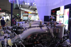 五十铃6缸系列&nbsp;发动机外观                                                图片