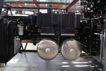 ���� ��ʮ��޿� 420���� 4X2ǣ����ͼƬ