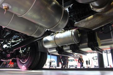 ���� ��ʮ��޿� 420���� 4X2ǣ����ͼƬ