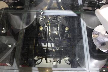 ���� ��ʮ��޿� 420���� 4X2ǣ����ͼƬ