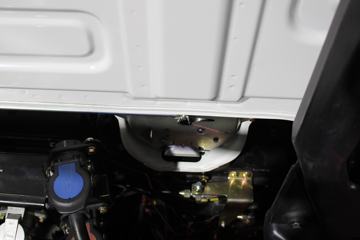 ���� ��ʮ��޿� 420���� 4X2ǣ����ͼƬ