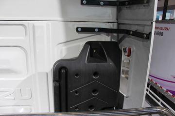 ���� ��ʮ��޿� 420���� 4X2ǣ����ͼƬ