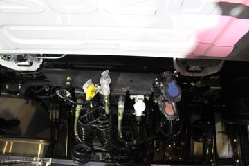 ���� ��ʮ��޿� 420���� 4X2ǣ����ͼƬ