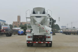 王牌7系&nbsp;混凝土搅拌车外观                                                图片