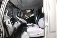 现代商用车(原四川现代) 盛图 129马力 4X2 冷藏车