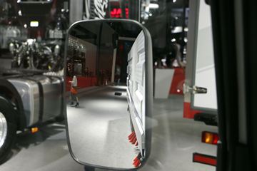 �ִ����ó�(ԭ�Ĵ��ִ�)  ʢͼ 129���� 4X2 ɨ·��ͼƬ