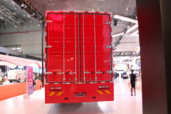 江淮 格尔发K5重卡 280马力 4X2 9.6米厢式载货车