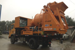 重汽王牌 7系 130马力 4X2 混凝土泵车(CDW5110THBHA2R5)