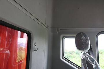 ���� ������D12�п� 190���� 4X2 9.85����ʽ�ػ���ͼƬ