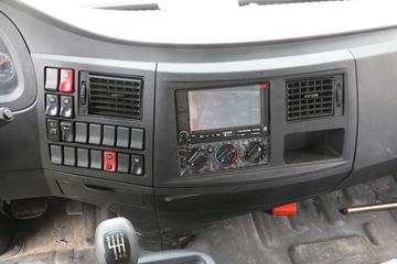 ���� ������D12�п� 190���� 4X2 9.85����ʽ�ػ���ͼƬ