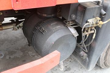 ���� ������D12�п� 190���� 4X2 9.85����ʽ�ػ���ͼƬ