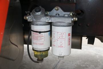 ���� ������D12�п� 190���� 4X2 9.85����ʽ�ػ���ͼƬ