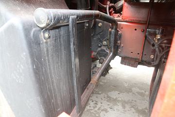 ���� ������D12�п� 190���� 4X2 9.85����ʽ�ػ���ͼƬ